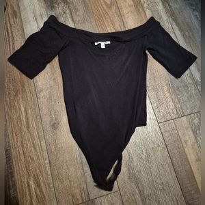 Express Black Off-Shoulder Keyhole Bodysuit